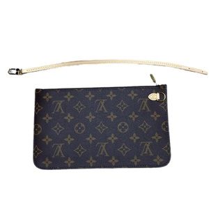 SOLD BRAND NEW LOUIS VUITTON Neverfull mm Pochette